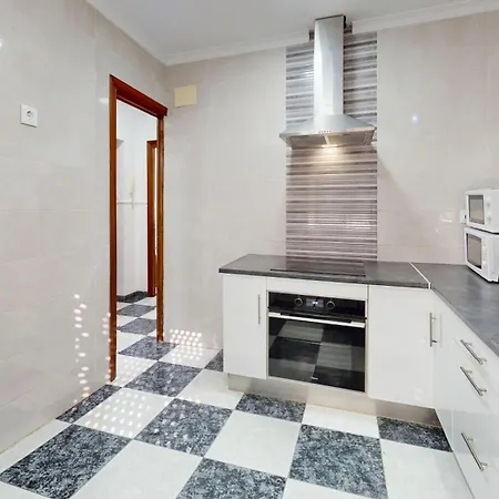 Martinez Campos - Playa La Caleta Apartment *