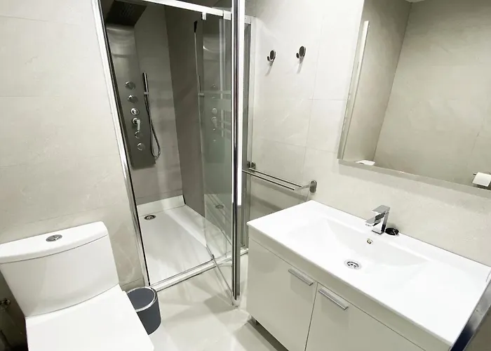 Martinez Campos - Playa La Caleta